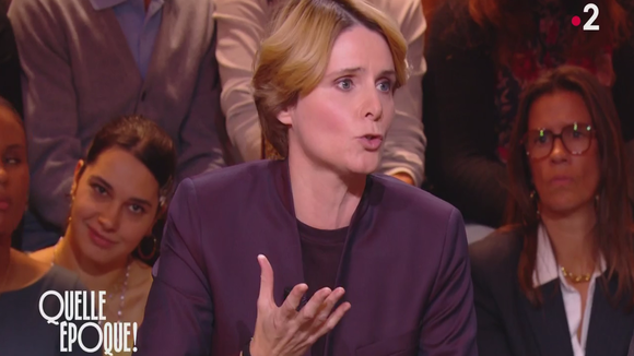 "Laissez-moi juste finir la phrase, bordel !" : Caroline Fourest agacée par Christophe Dechavanne dans "Quelle époque!"