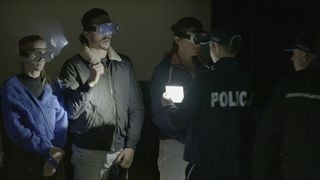 Pas vu dans "Destination X" : Le tournage de l'émission de M6 a véritablement été interrompu à deux reprises par la police