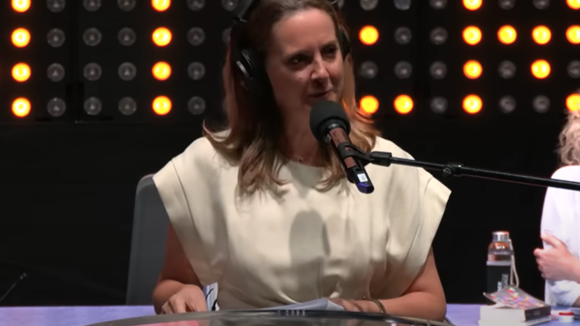 "On roule sur les jantes" : L'émission de Charline Vanhoenacker réalisée dans des "conditions rocambolesques" suite à la mise à l'écart de Guillaume Meurice et la grève à Radio France