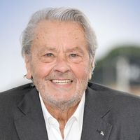 Décès d'Alain Delon : France 3 et Arte bouleversent leurs programmes ce lundi soir, C8 annonce deux soirées hommage cette semaine