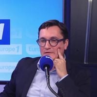 "Je vous trouve imbuvable !" : Une auditrice de Cyril Hanouna s'en prend à Olivier Dartigolles dans "On marche sur la tête" sur Europe 1