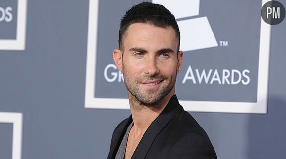 Adam Levine aux Grammy Awards 2011