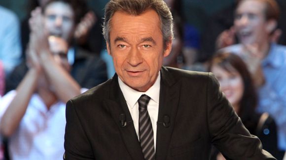 "Grand Journal" : Michel Denisot dément, en direct, les rumeurs de son départ