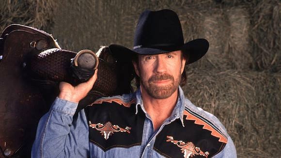 Chuck Norris pourrait avoir un pont à son nom !