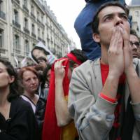 Médias et sondeurs s'engagent à garder "secrètes" les estimations avant 20 heures dimanche