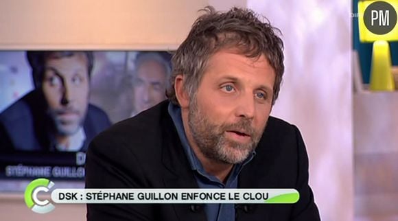 Stéphane Guillon, sur le plateau de "C a vous" en septembre 2011.