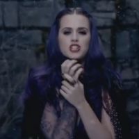 Clip : Katy Perry entre rêves et cauchemars dans "Wide Awake"