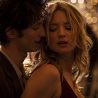 Bande-annonce : Virginie Efira et Pierre Niney ont "20 ans d'écart"