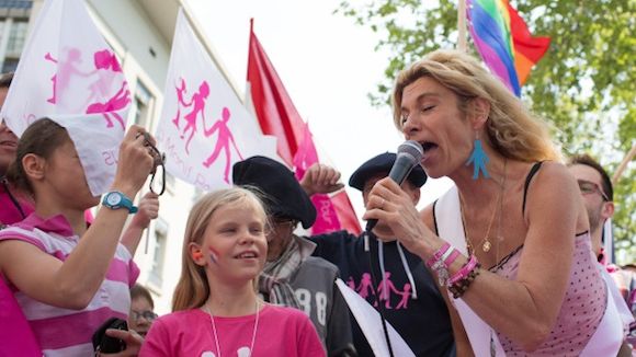 Mariage pour tous : des opposants détournent des sites de presse pour diffuser de fausses informations