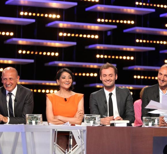 "Le Grand Journal" version Antoine de Caunes, pour sa 10ème saison.