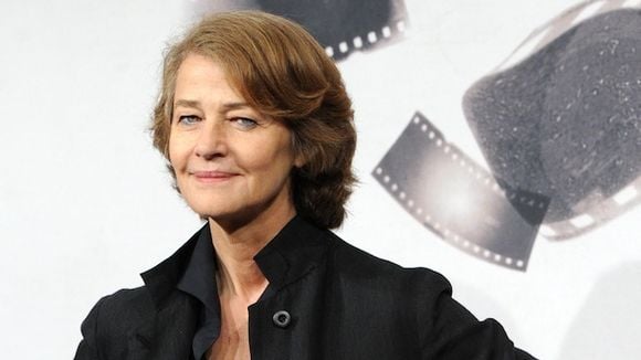 Charlotte Rampling dévoile les contours de son rôle dans "Dexter"