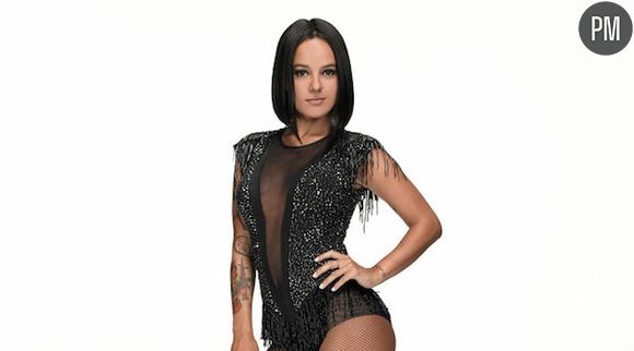 Alizée ("Danse avec les stars" 4) est en interview sur puremedias.com