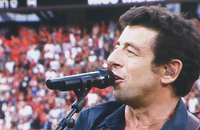 Patrick Bruel copieusement hué lors du match de football Nice-Valenciennes