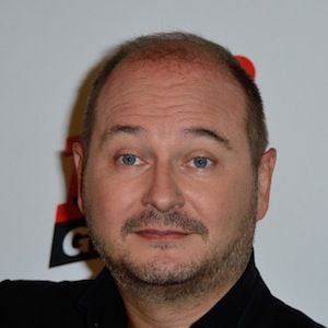Cauet est leader de 20 à 23 heures.