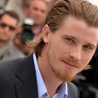 Garrett Hedlund en Capitaine Crochet dans "Peter Pan"