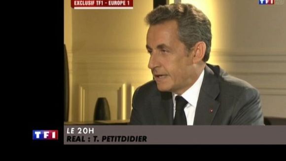 "Le Zapping de Canal+" tourne en dérision l'interview de Nicolas Sarkozy