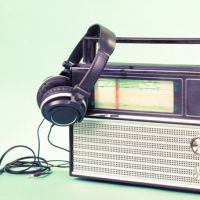 Audiences radio : RTL repasse devant Europe 1 en Île-de-France, NRJ et Radio Classique en forte hausse