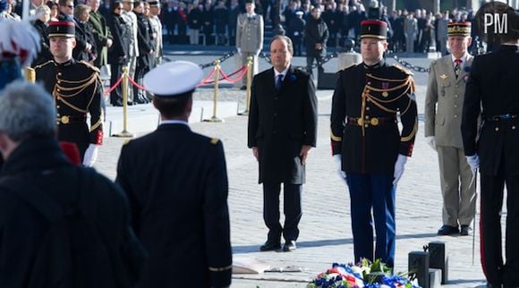 François Hollande lors des cérémonies du 11 novembre en 2013