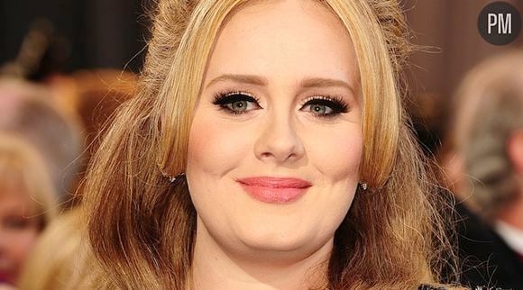 Adele tease son retour