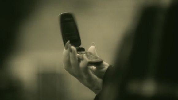 Clip de "Hello" d'Adele : Xavier Dolan explique les téléphones à clapet