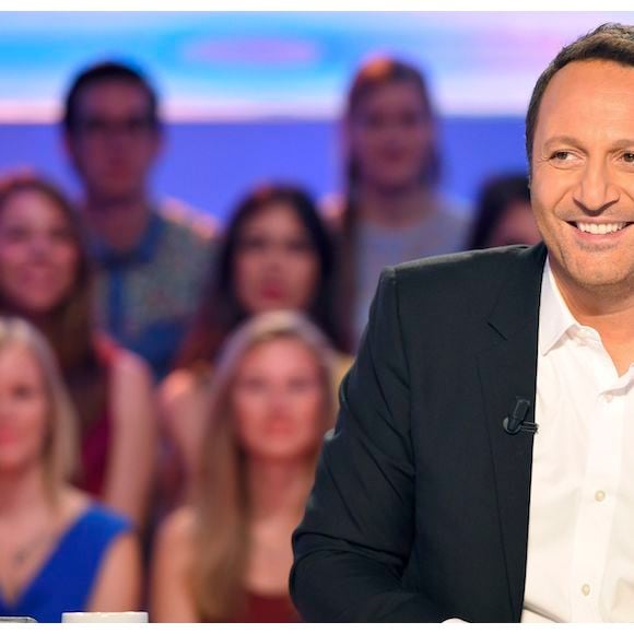 Arthur présente "L'Hebdo Show" sur puremedias.com