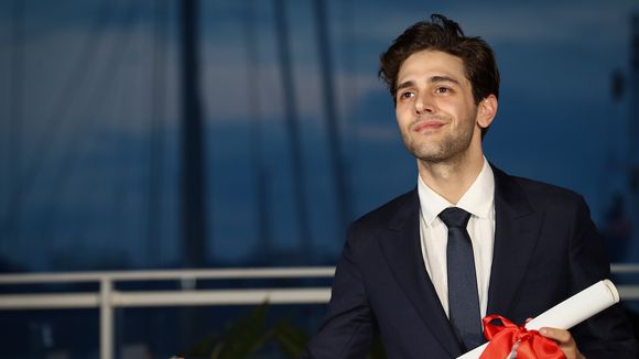 Festival de Cannes : Xavier Dolan très ému en recevant son prix