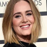 Adele signe un contrat mirobolant avec Sony Music