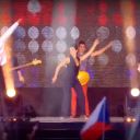 Alessandra Sublet danse sur "Can't Stop the Feeling!" de Justin Timberlake au Grand Show de l'Euro