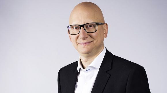 TF1 : Ara Aprikian met en place sa garde rapprochée, Xavier Gandon à la direction des antennes