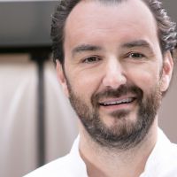 M6 : Cyril Lignac arrête "Les chefs contre-attaquent"