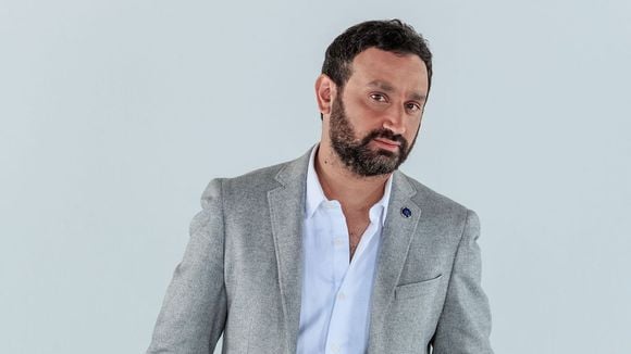 Cyril Hanouna va produire une saga de l'hiver pour C8, "Les ombres rouges"