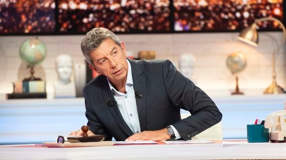 "Ça ne sortira pas d'ici" : Les tournages et la diffusion de l'émission de Michel Cymes interrompus sur France 2