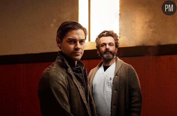 Tom Payne et Michael Sheen dans "Prodigal Son"