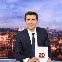 Audiences access 20h : Un écart faible avec Crespo-Mara et Sotto, "Scènes de ménages" large leader des fictions