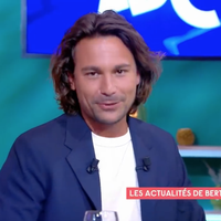 "Peut-on faire plus cliché ?" : Bertrand Chameroy se paye Denis Brogniart lors du jubilé d'Elizabeth II sur TF1