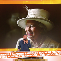 "La reine est morte, mon chéri" : Quand le patron de C8 appelle en direct Cyril Hanouna dans "TPMP"