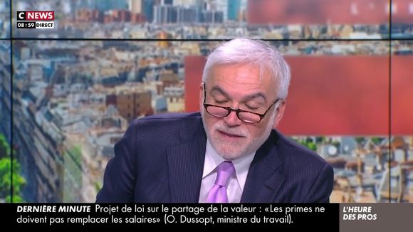 "Elle ne connaît rien à rien !" : Pascal Praud étrille Marion Cotillard pour son soutien aux Soulèvements de la Terre