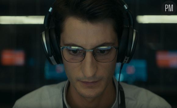 Pierre Niney dans "Boîte noire", diffusé le dimanche 19 novembre 2023 sur France 2.