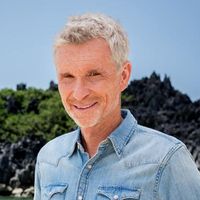 Pas vu à la télé dans "Koh-Lanta" : Denis Brogniart explique pourquoi il a donné du riz à l'équipe jaune