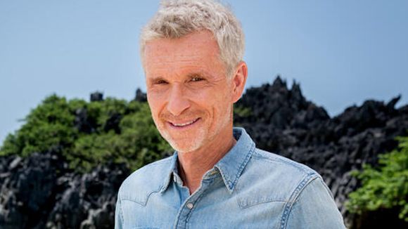 Pas vu à la télé dans "Koh-Lanta" : Denis Brogniart explique pourquoi il a donné du riz à l'équipe jaune