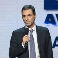 "Je ne réagirai pas bien et je le ferai savoir" : Rodolphe Saadé, nouveau propriétaire de BFMTV et RMC, répond à la question de l'indépendance des rédactions