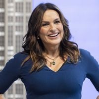 "New-York unité spéciale" : Confondue avec son personnage d'Olivia Benson, Mariska Hargitay interrompt le tournage de la série pour venir en aide à une petite fille