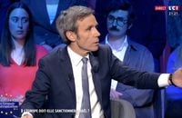 Laissez-la répondre ! Laissez-la terminer !" : David Pujadas recadre Manon Aubry lors du débat pour les européennes sur LCI