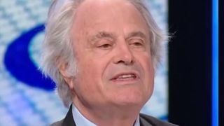 "Il y a encore la liberté d'expression dans ce pays" : Franz-Olivier Giesbert s'emporte face à la députée LFI Clémence Guetté en direct sur BFMTV