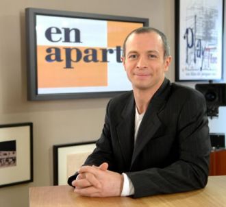 Samuel Etienne présente 'En aparté' sur Canal+