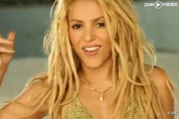 Shakira dans le clip de "Loca"