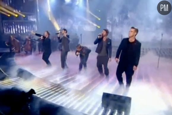 Take That et Robbie Williams sur le plateau de "The X Factor"