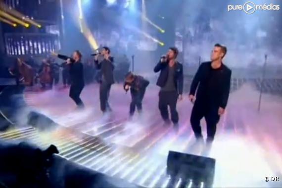 Take That et Robbie Williams sur le plateau de "The X Factor"