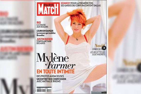 Mylène Farmer en Une de "Paris-Match" du 2 décembre 2010