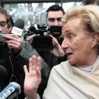 Bernadette Chirac : "Je suis scandalisée par ce que je l'ai lu dans le JDD"